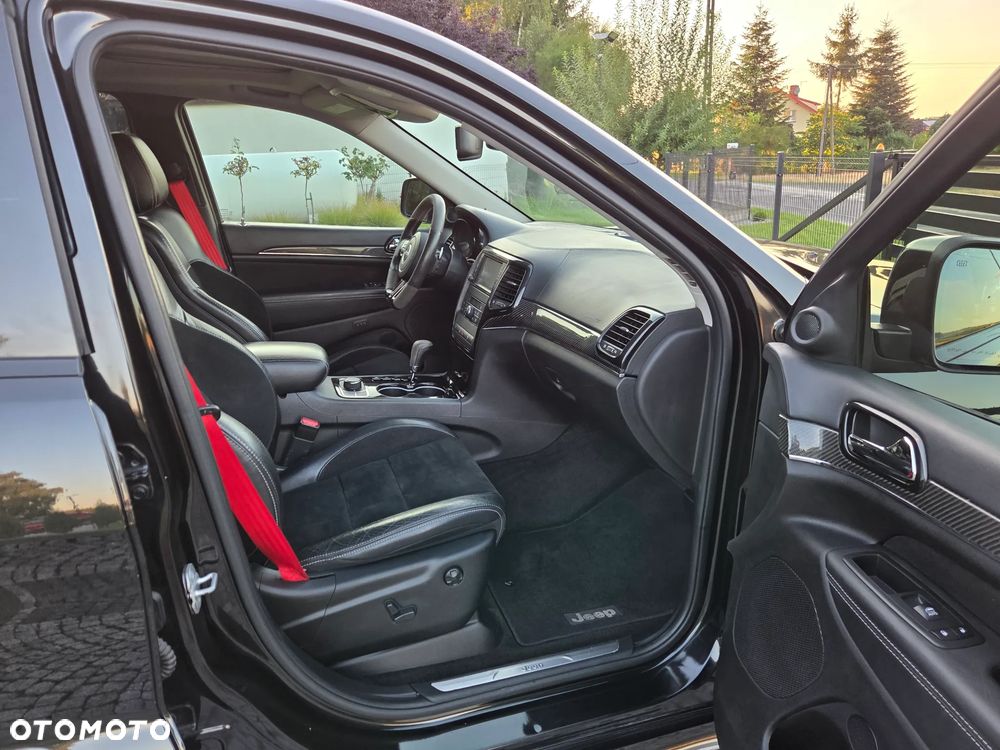Jeep Grand Cherokee 6.4 V8 SRT8 - 12
