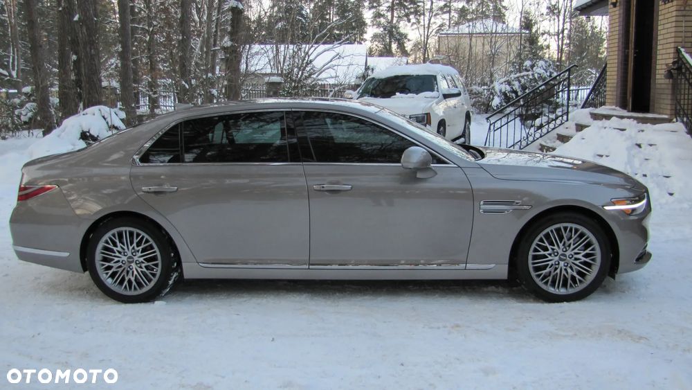 Genesis G90 - 4
