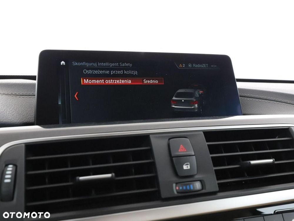 BMW Seria 3 320d Luxury Line - 27
