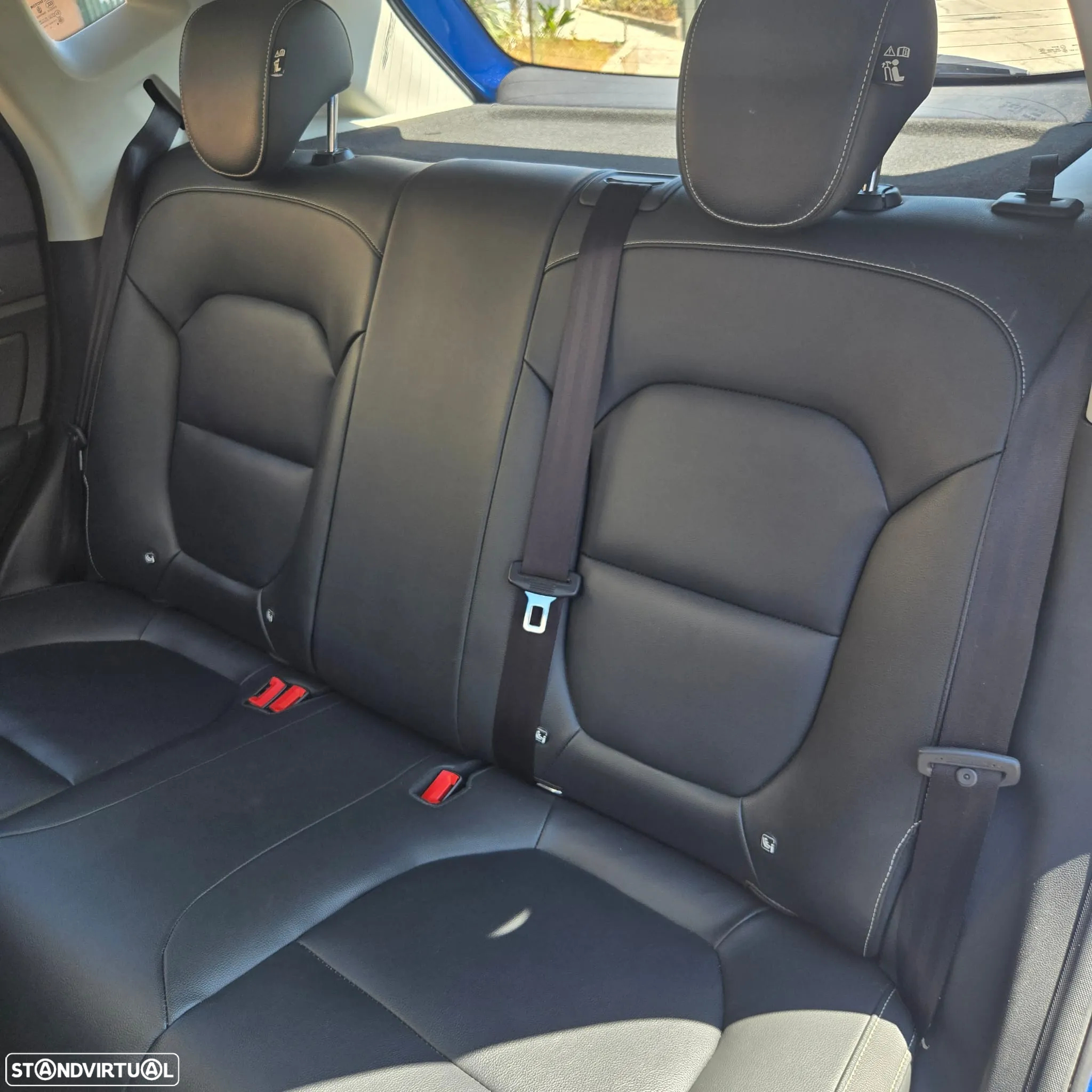 MG ZS EV 44.5 kWh Luxury - 28