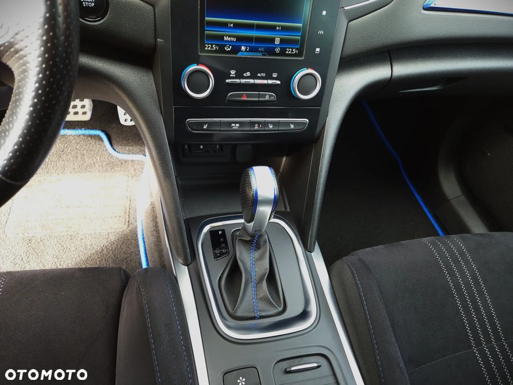 Renault Megane ENERGY TCe 205 EDC GT - 18