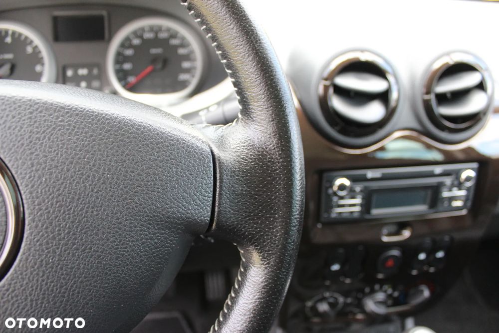 Dacia Duster 1.6 16V 105 4x2 Laureate - 35