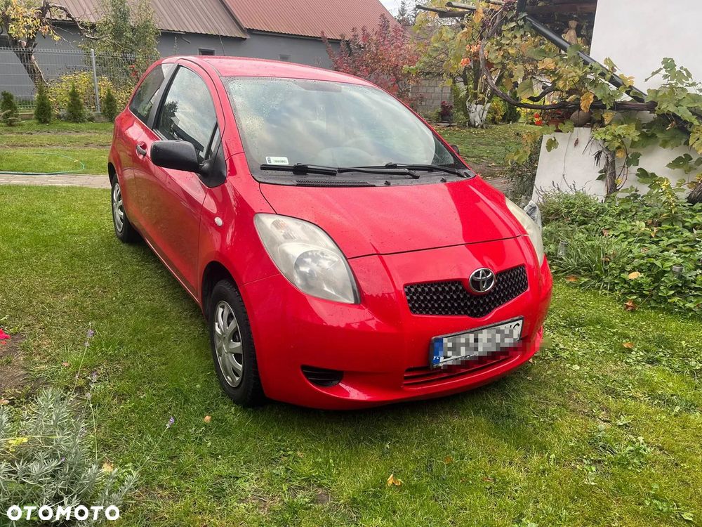 Toyota Yaris - 2