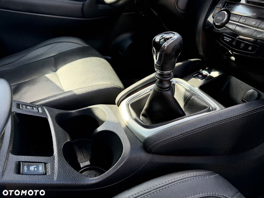 Nissan Qashqai 1.6 DIG-T 360 - 10