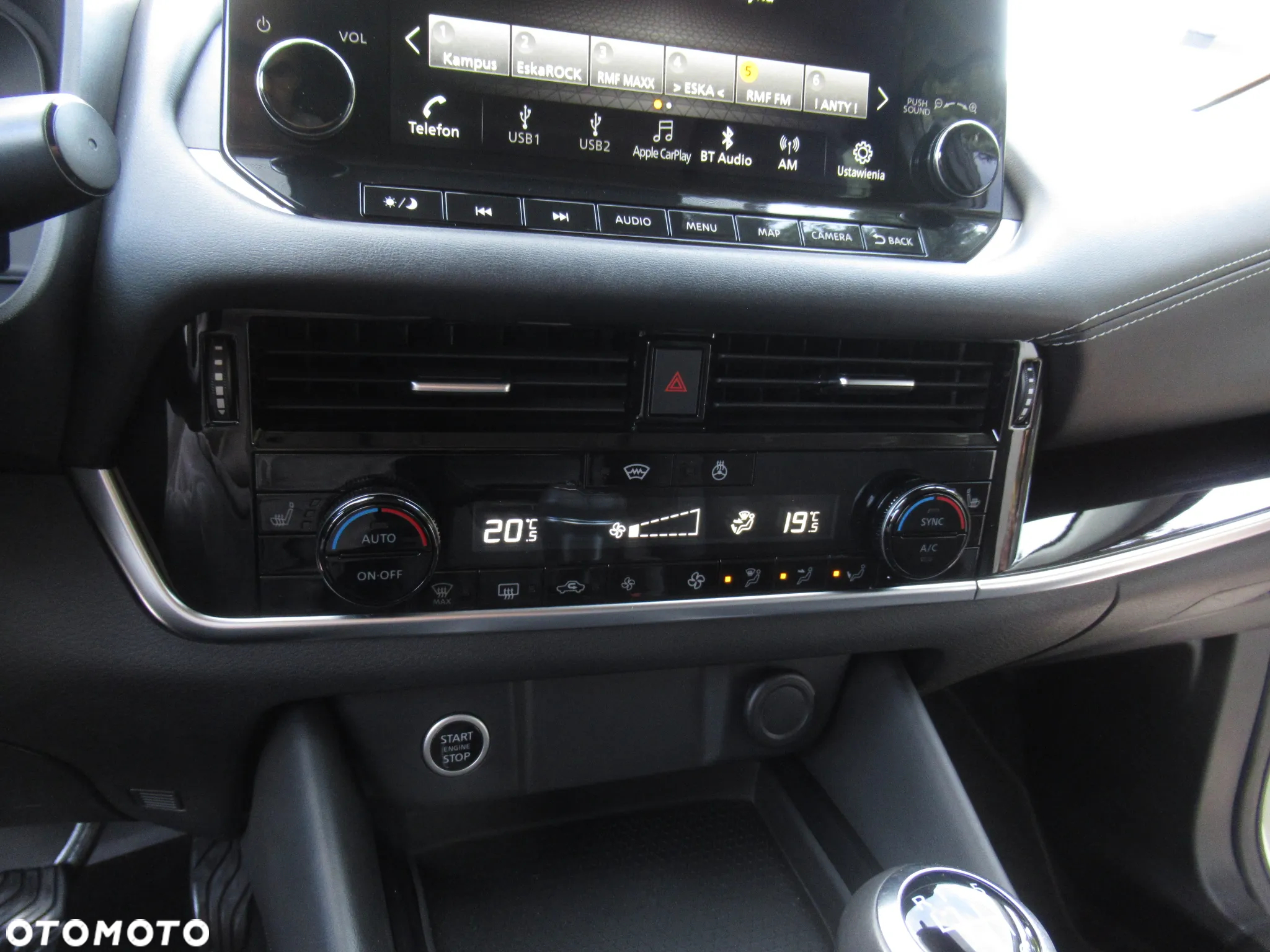 Nissan Qashqai 1.3 DIG-T N-Connecta - 18