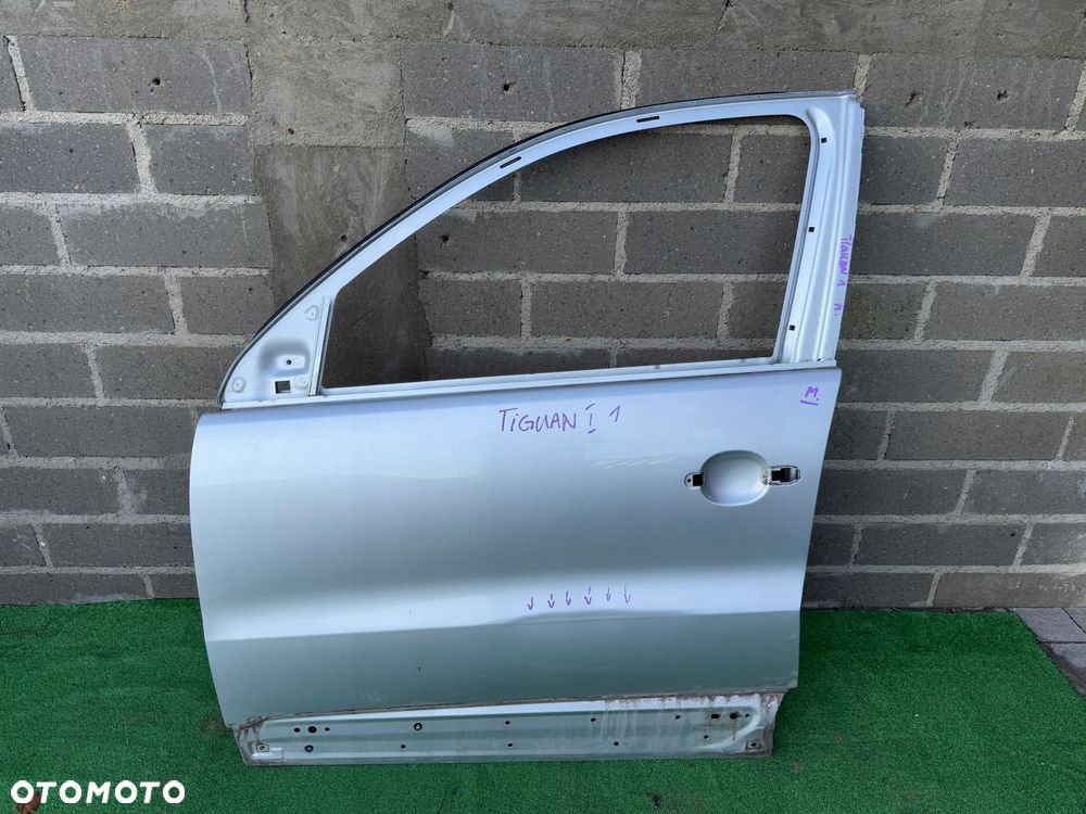 VW TIGUAN I 1 5N0 DRZWI LEWE PRZEDNIE LEWY PRZÓD