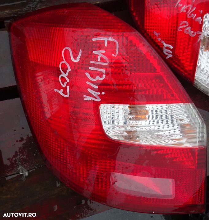 Stop stanga Skoda Fabia 2 combi break din 2007 volan pe stanga - 1