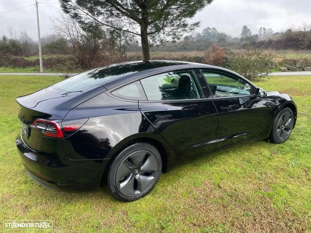 Tesla Model 3 - 29
