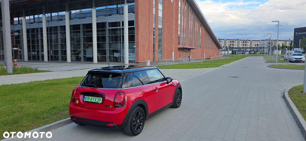 MINI Cooper SE Electric Trim - 2