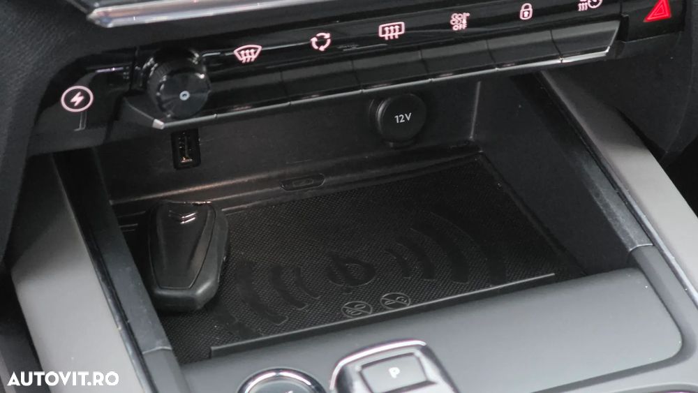 Citroën C5 Aircross 1.6 PHEV FWD 225 EAT8 Shine - 27