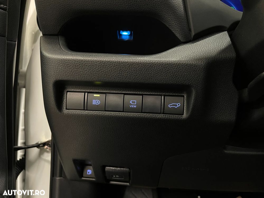Toyota RAV4 2.5 4x4 Hybrid Lounge - 28