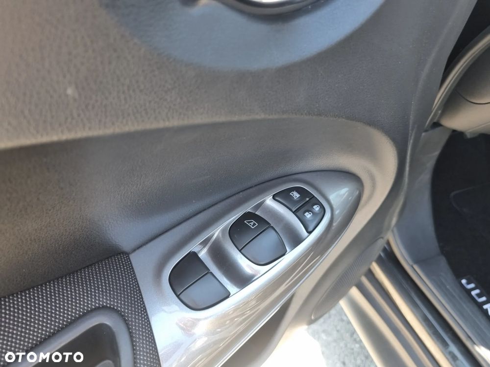 Nissan Juke 1.6 T Acenta - 19