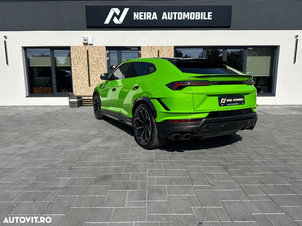 Lamborghini URUS - 4