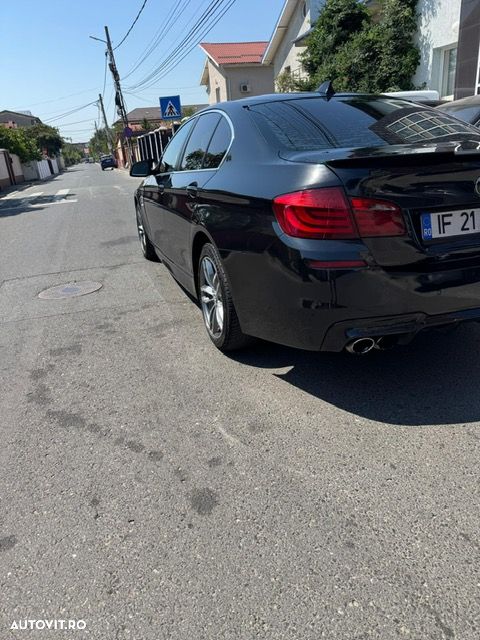 BMW Seria 5 530d xDrive - 2