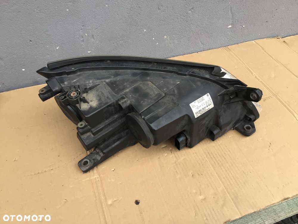 Lampa przednia lewa VW Tiguan l 1 2007+ - 3