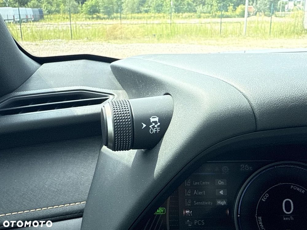 Lexus UX - 19