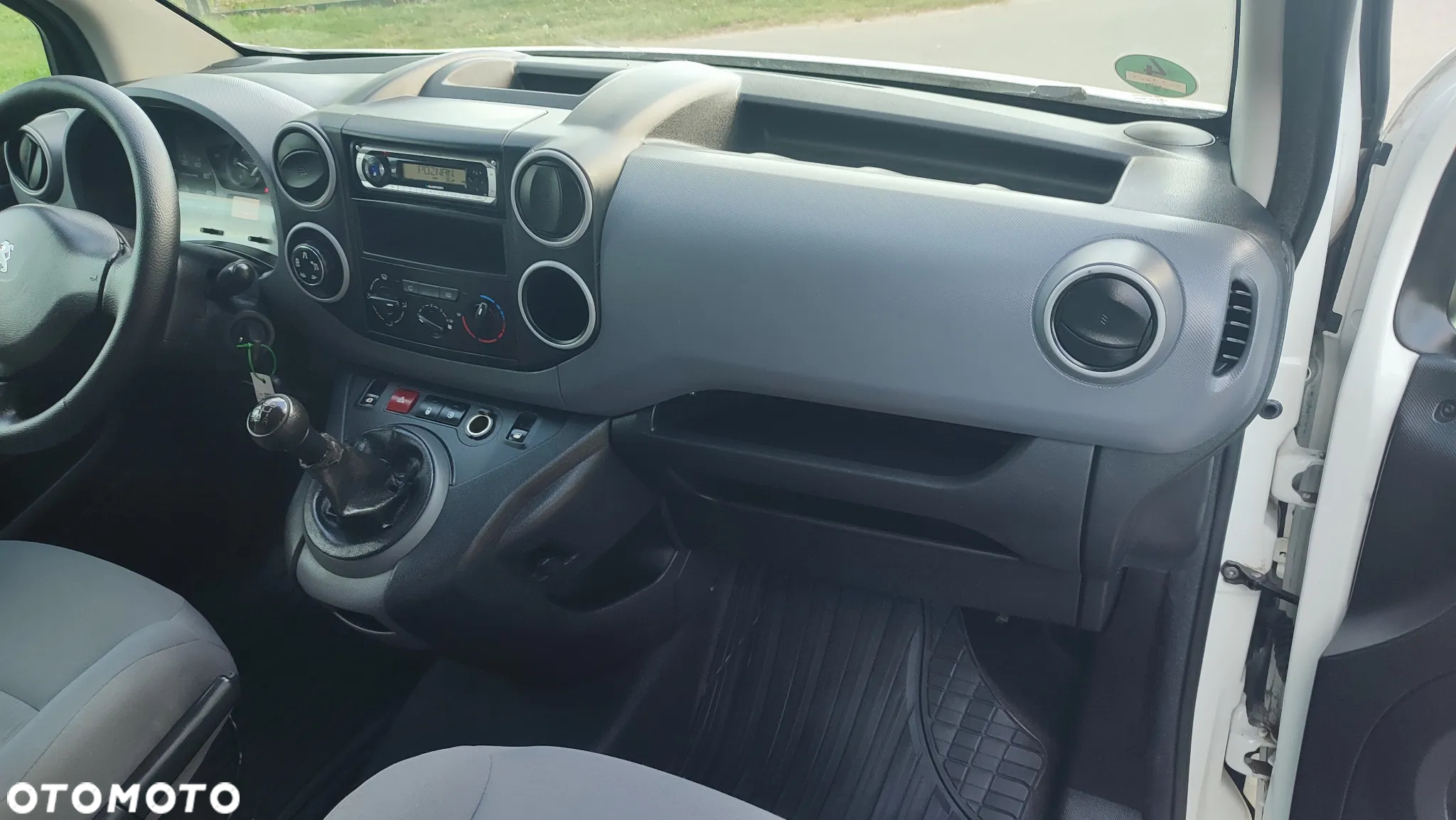 Peugeot Partner - 13
