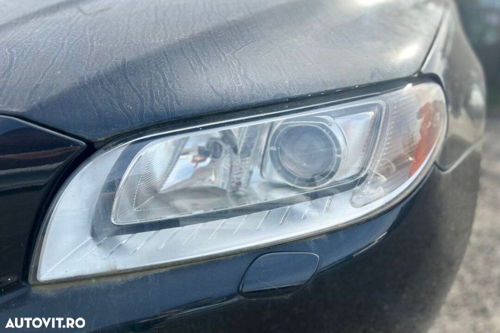 FAR STANGA XENON ADAPTIV VOLVO S80 - AN 2012 - 2