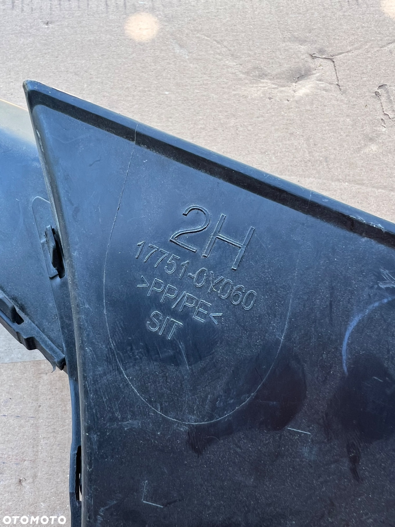 TOYOTA AURIS II 12- WLOT DOLOT CHWYTAK POWIETRZA 17751-0Y060 ORYGINAŁ - 3