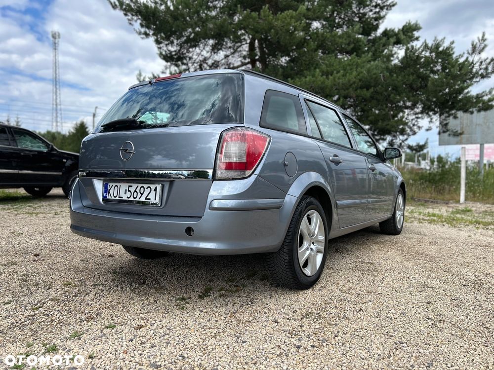 Opel Astra 1.6 Edition 111 Jahre - 9
