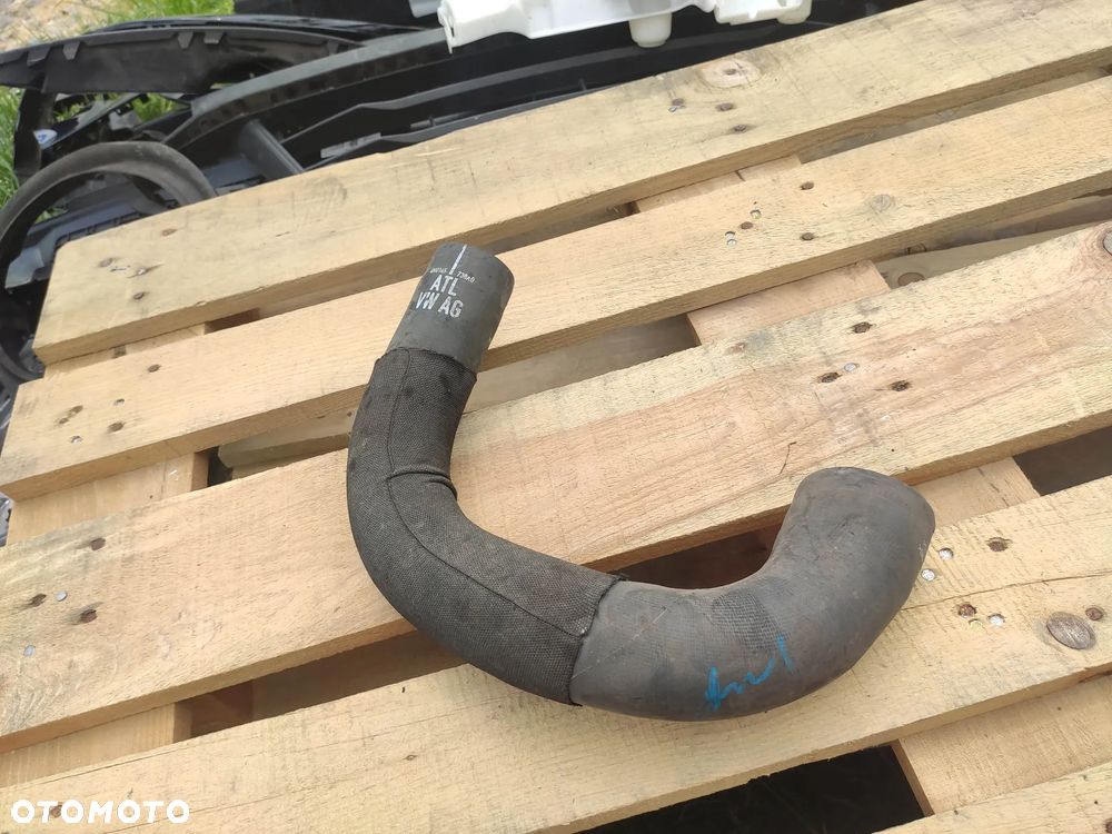 WG Przewód Intercoolera Turbiny Powietrza Audi Q7 Q8 3.0 TDI 4M0145738AD - 1