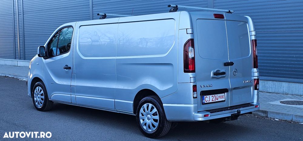 Opel Vivaro - 28