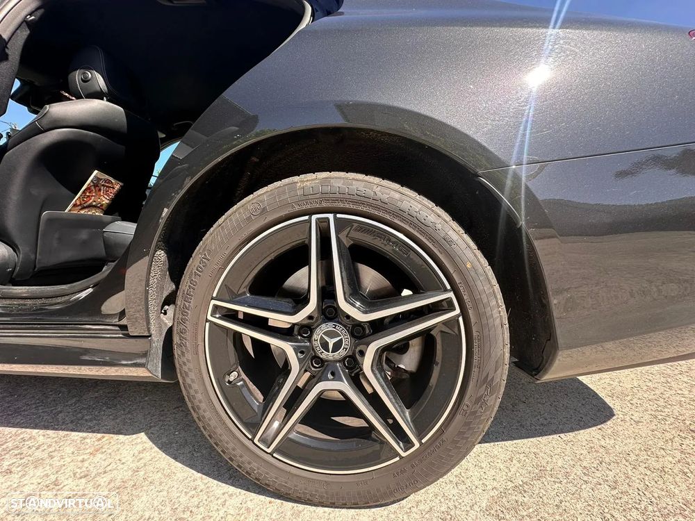 Mercedes-Benz E 300 de AMG Line - 18