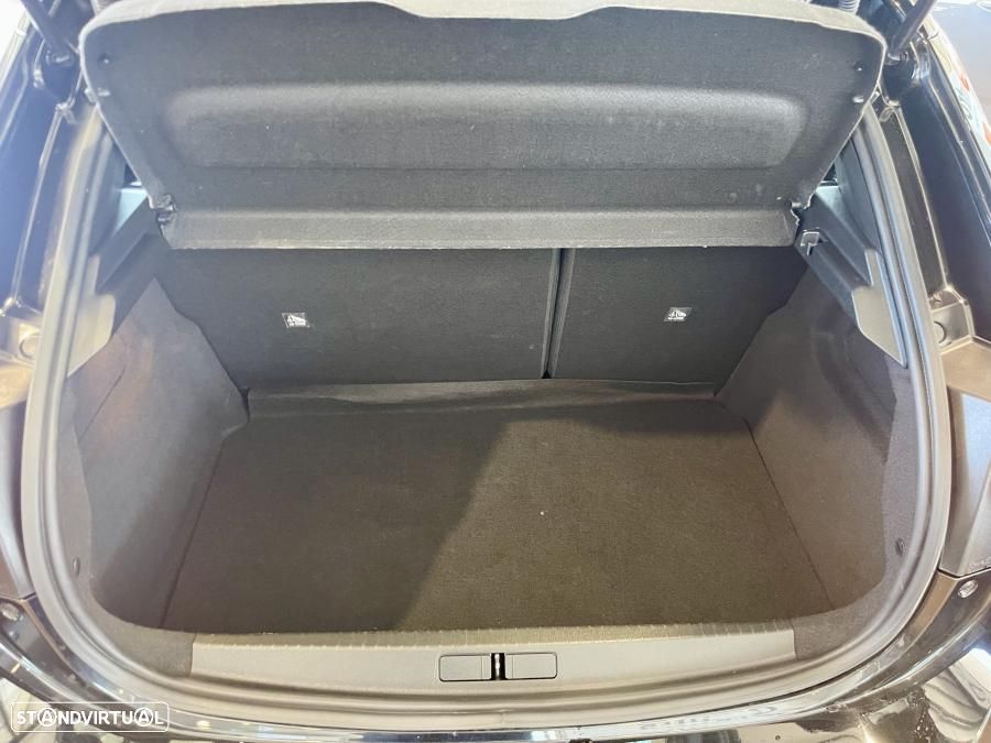 Opel Corsa 1.2 T GS - 31