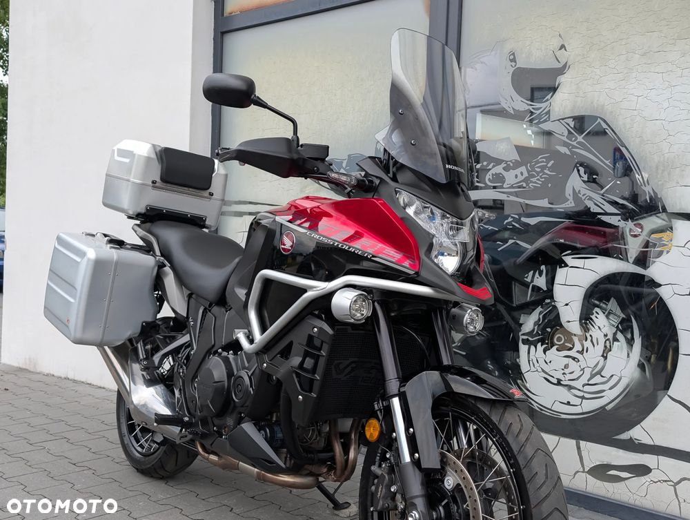 Honda VFR - 8