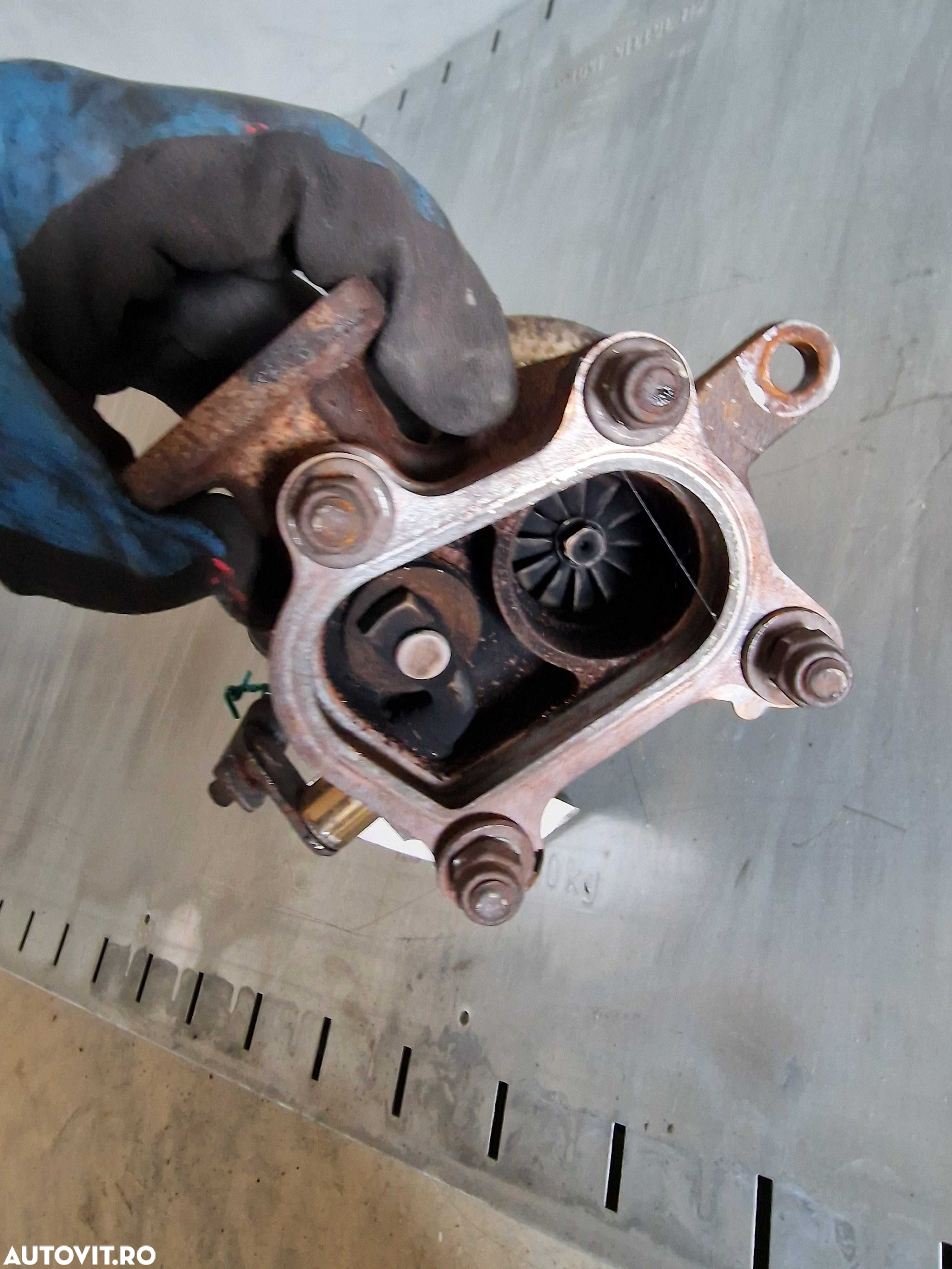 Turbo Turbina Kia Sportage\ Hyundai Tucson \ Santa Fe Euro 3 2.0CRDI - 3