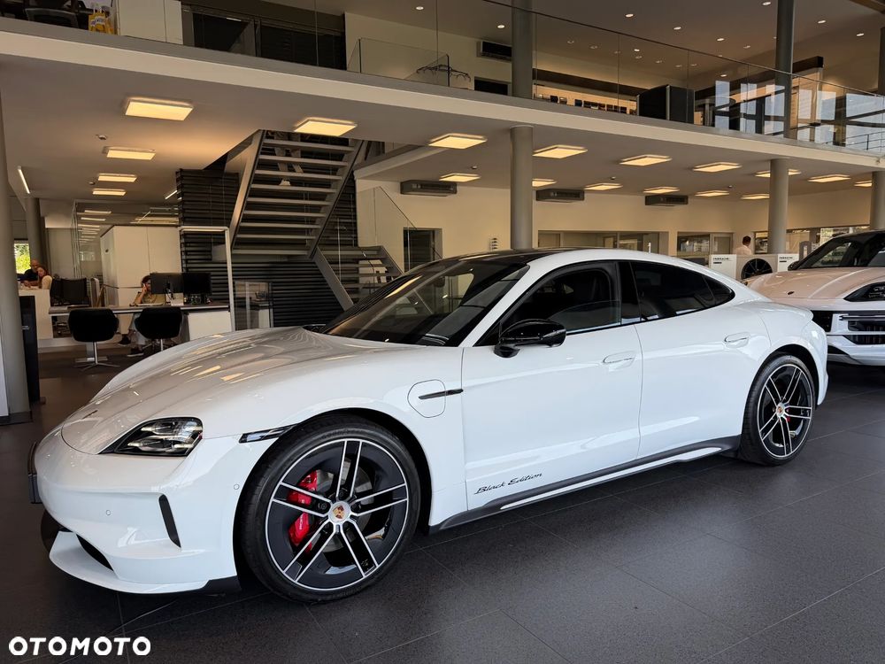 Porsche Taycan 105kWh 4S Black Edition - 2