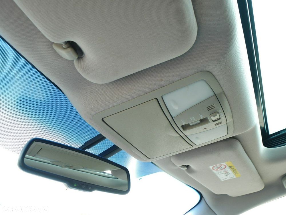 Nissan Murano 2.5 D Premium - 30