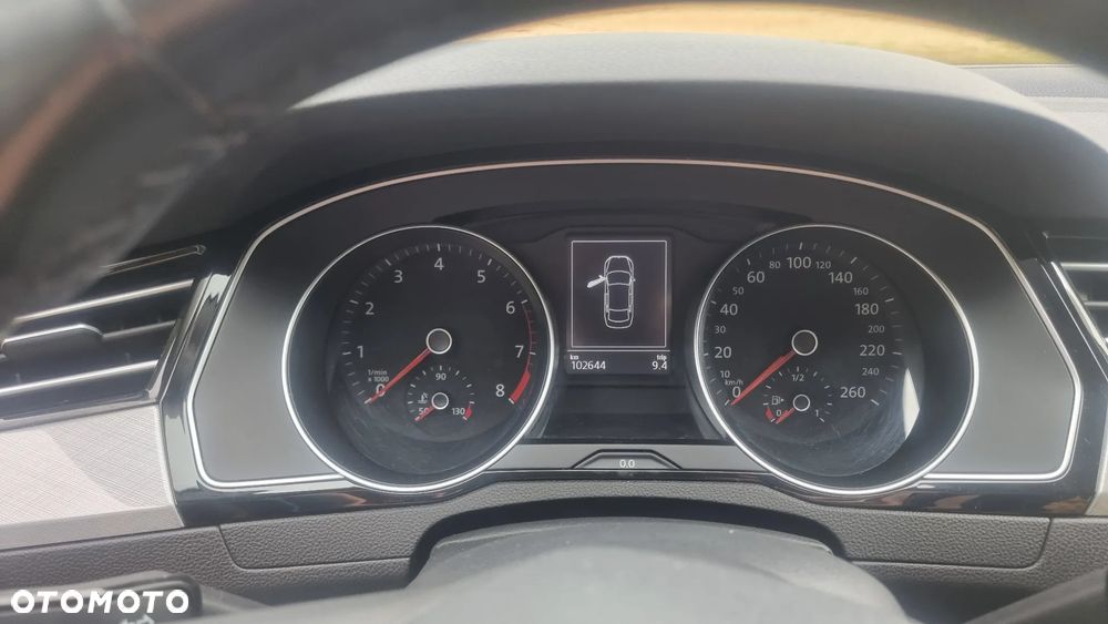 Volkswagen Passat 1.5 TSI EVO Business - 8