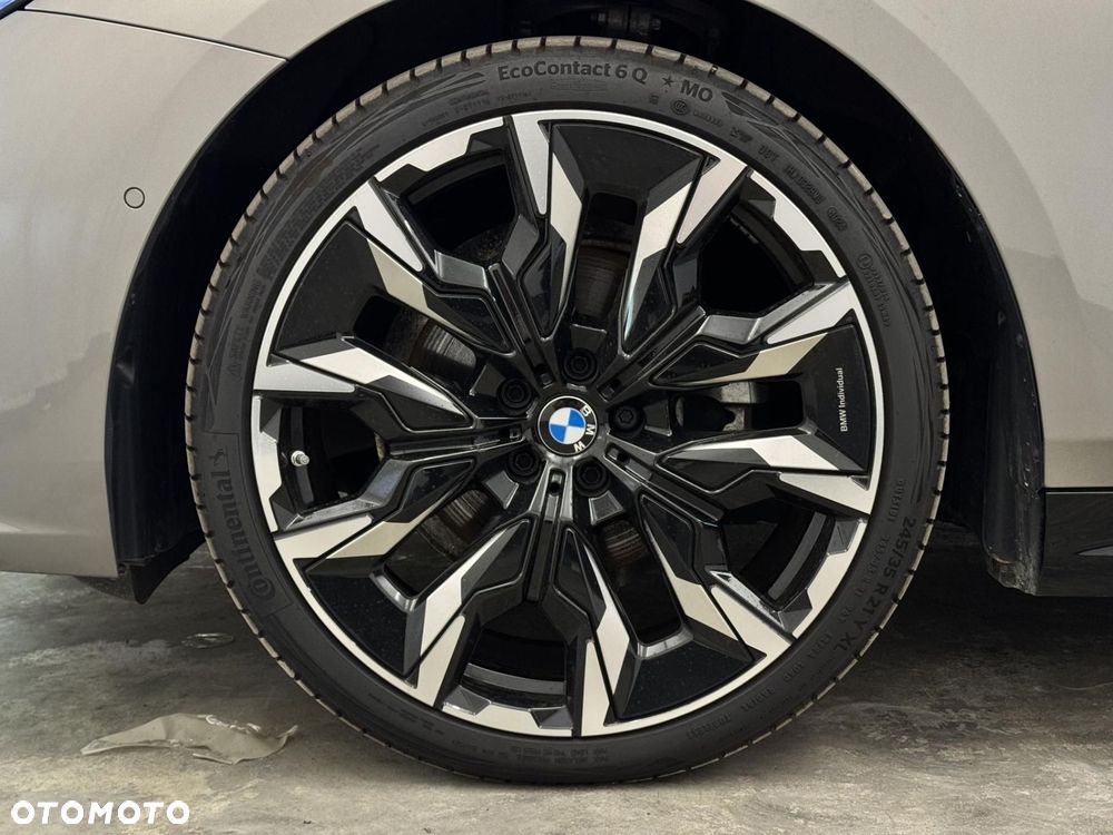 BMW Seria 5 - 13