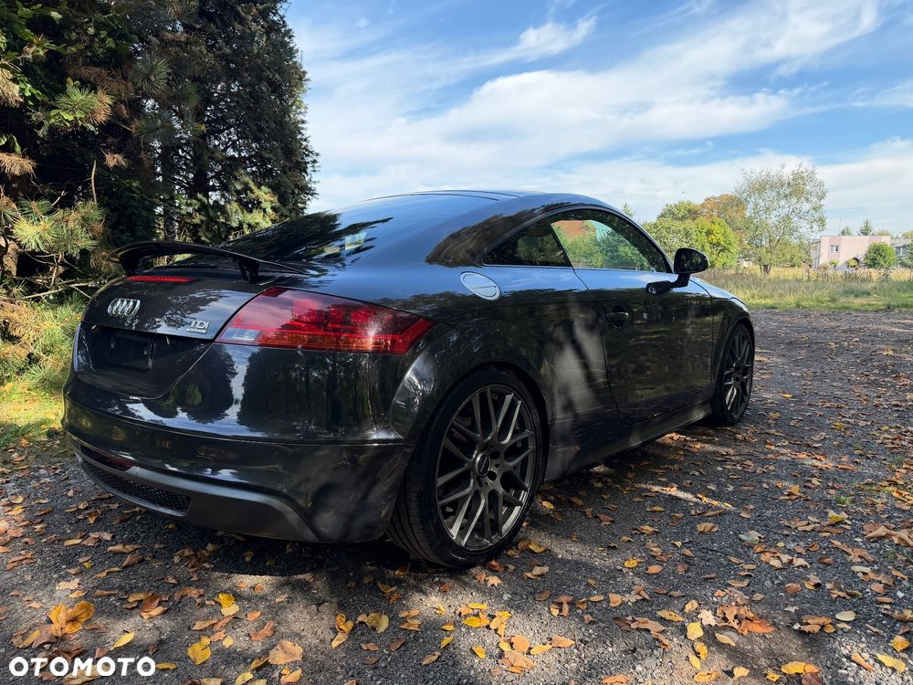 Audi TT Coupé - 10