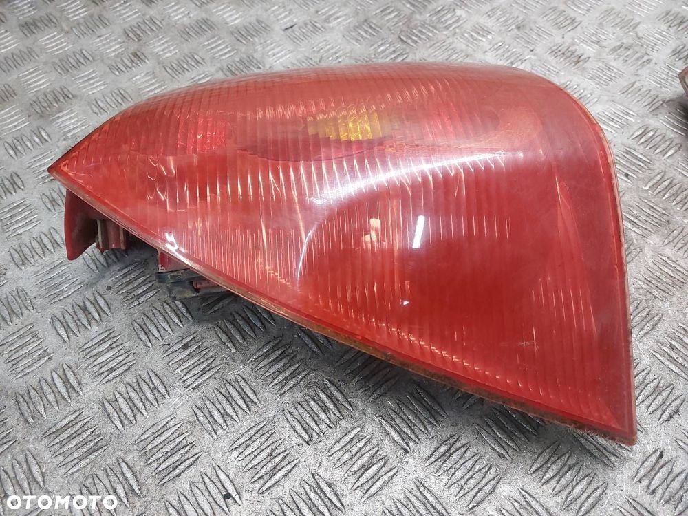 LAMPA LEWY TYŁ + PRAWY TYŁ PEUGEOT 307 I TYC - 7