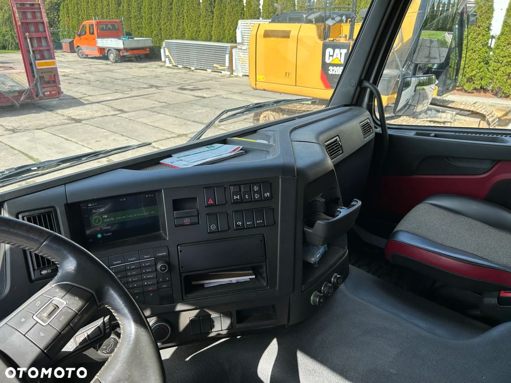 Volvo FMX460 4x4 - 13