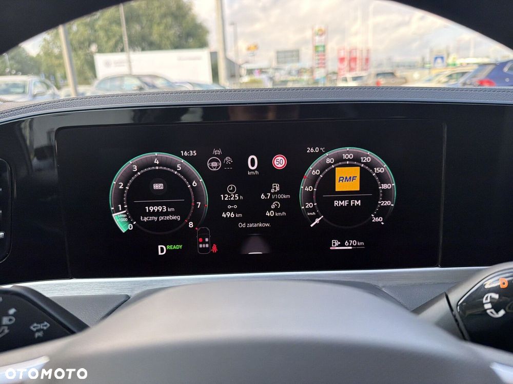 Volkswagen Passat - 19