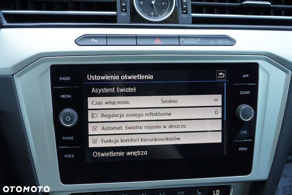 Volkswagen Passat 2.0 TDI SCR DSG Comfortline - 21