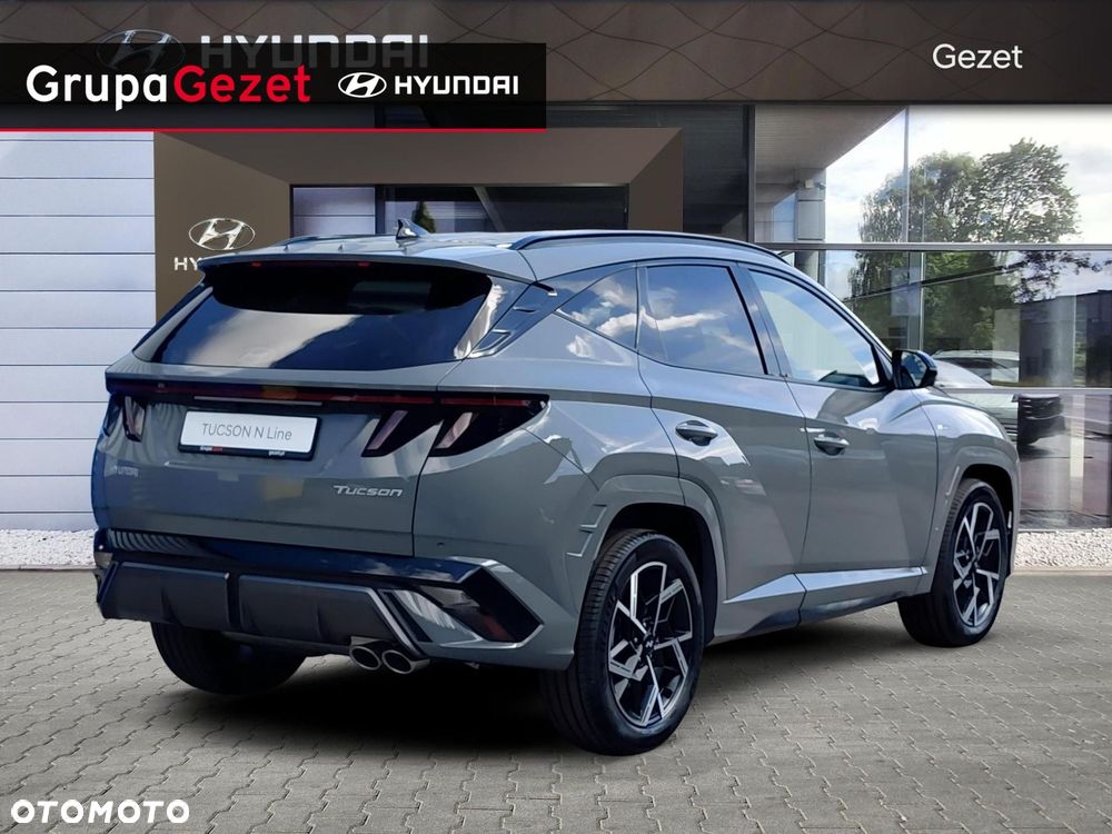 Hyundai Tucson - 2