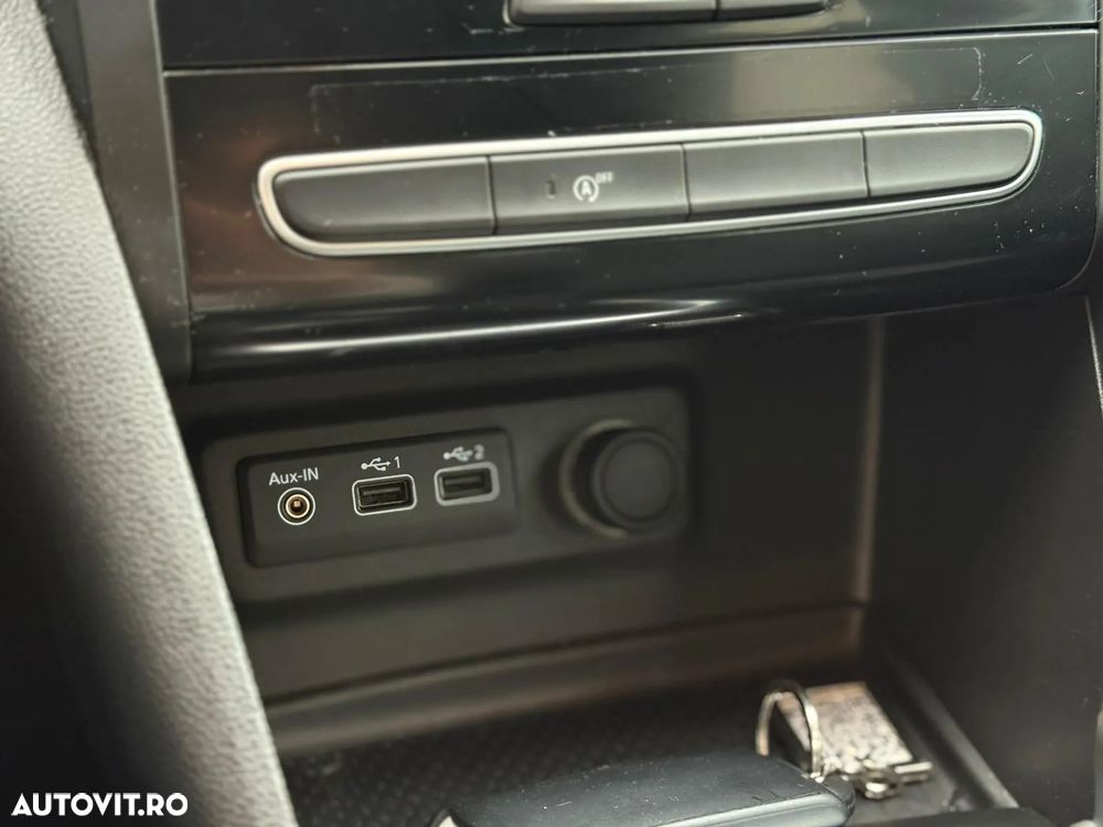 Renault Megane TCe GPF Zen - 10