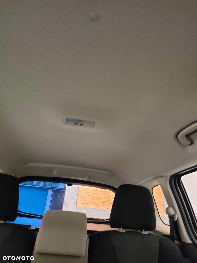 Mazda 5 - 3