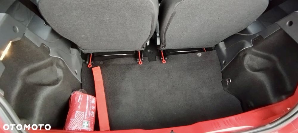 Renault Twingo dCi 85 Dynamique - 17