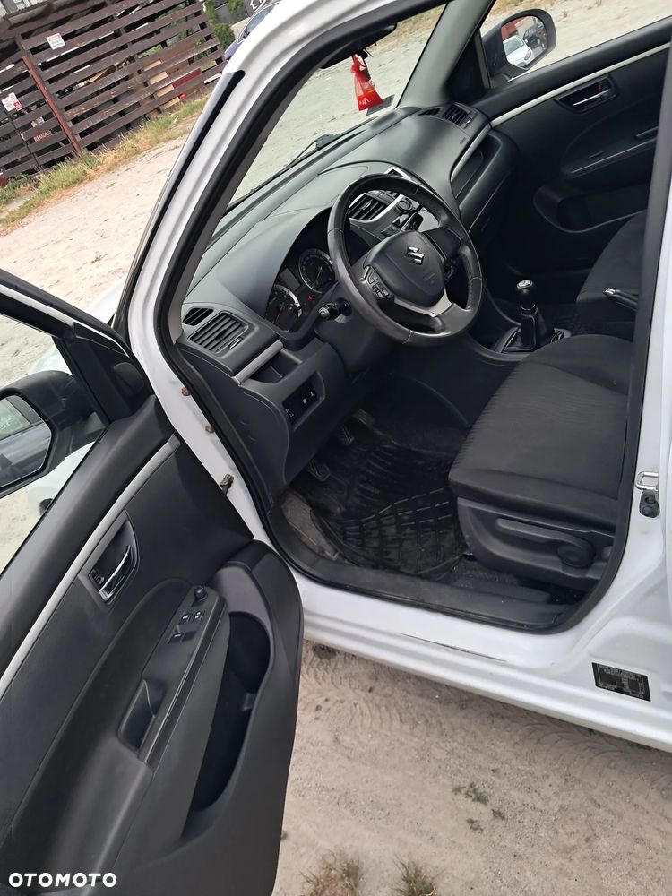 Suzuki Swift - 6