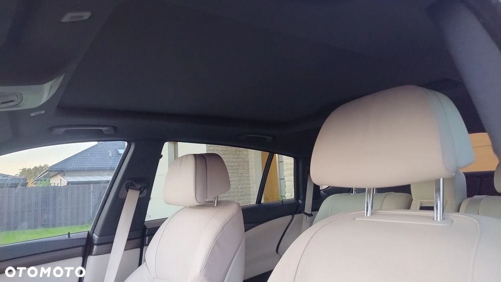 BMW Seria 5 530d xDrive - 15