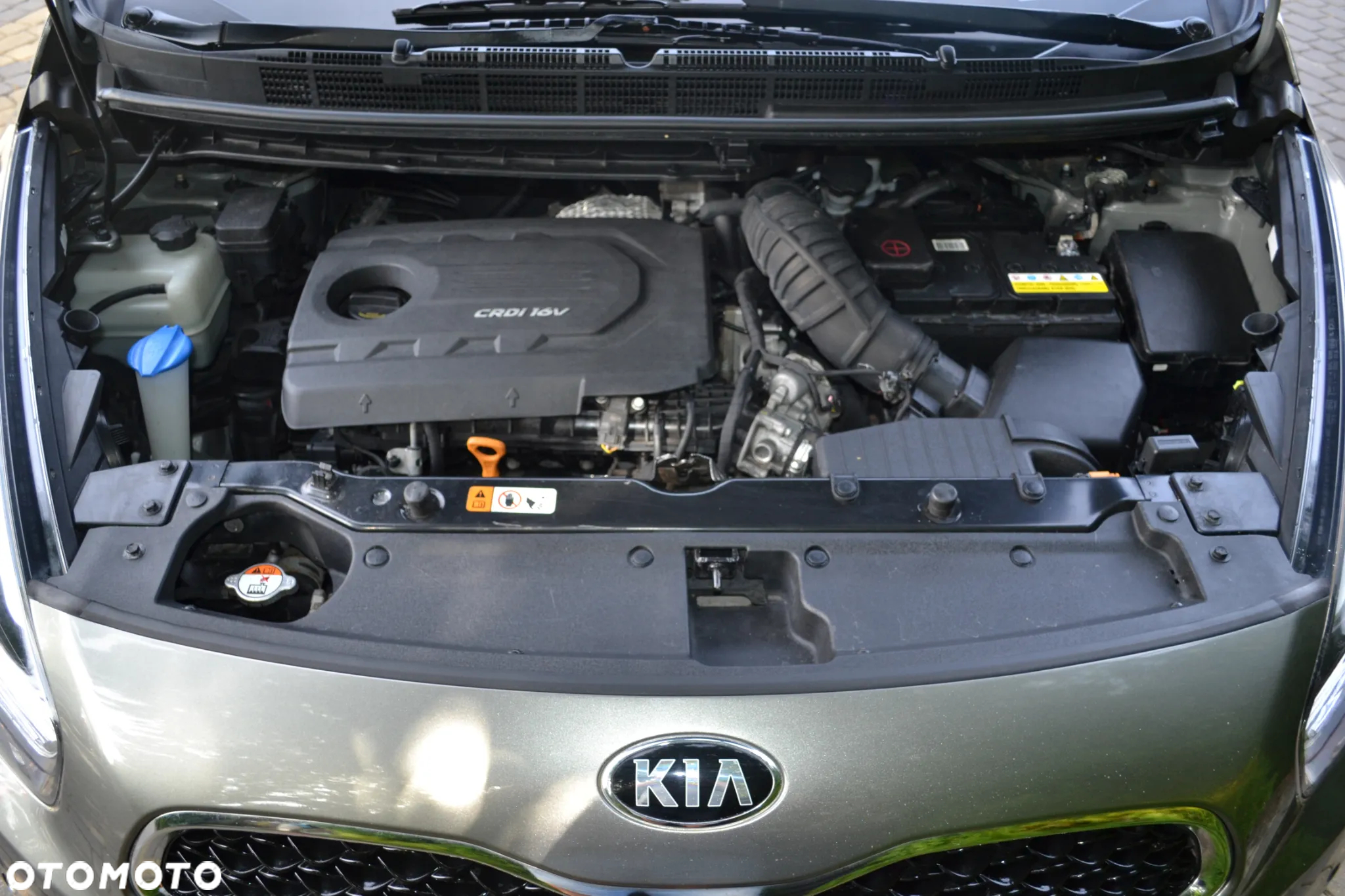 Kia Carens 1.7 CRDi Business Line 7os 7DCT - 29