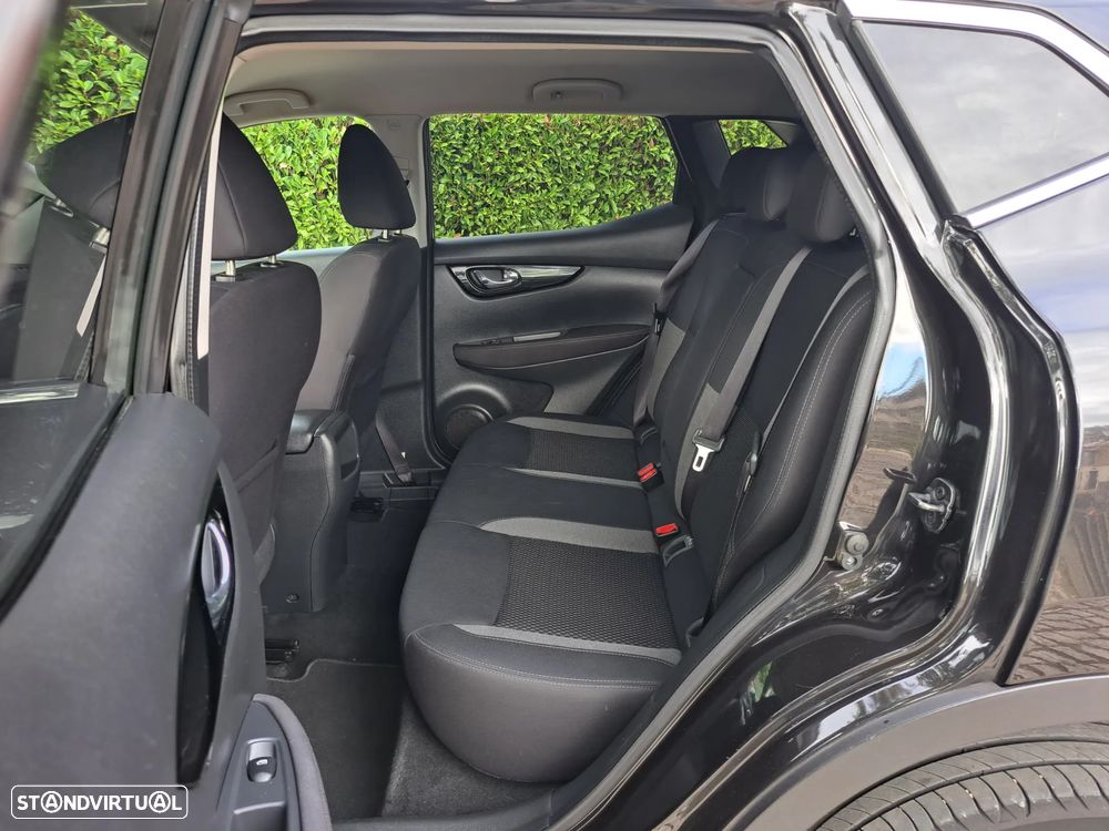 Nissan Qashqai 1.5 dCi N-Style DCT - 30