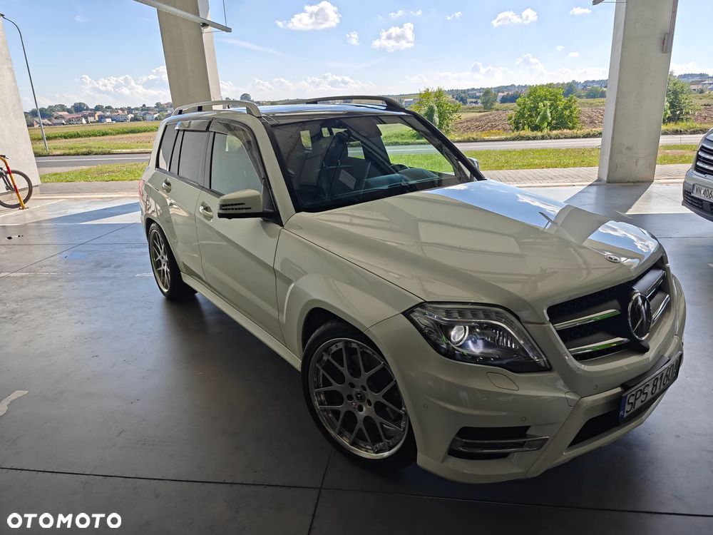 Mercedes-Benz GLK 350 4-Matic - 1
