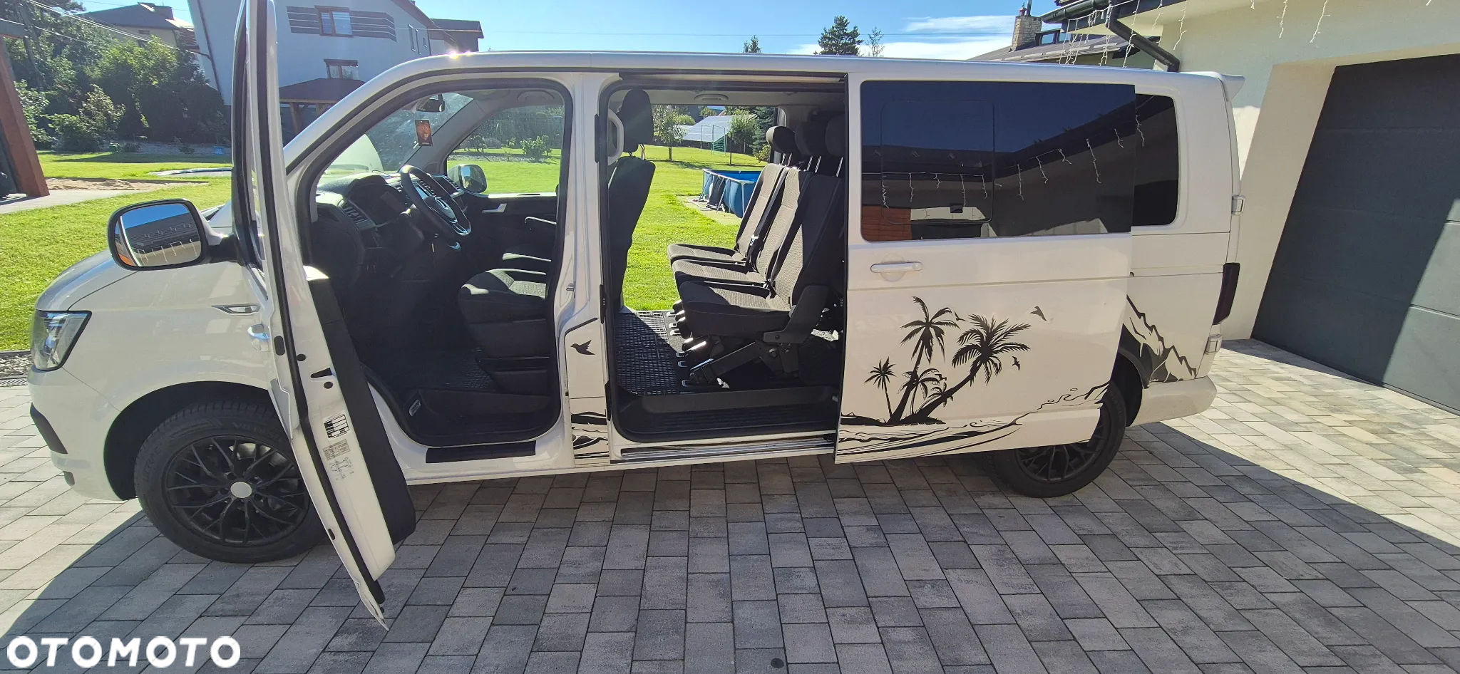 Volkswagen Caravelle 2.0 TDI L2 Trendline 4Motion DSG - 19