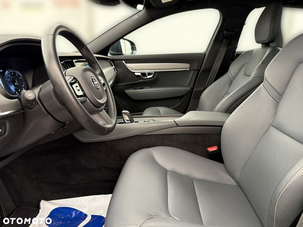 Volvo S90 - 13